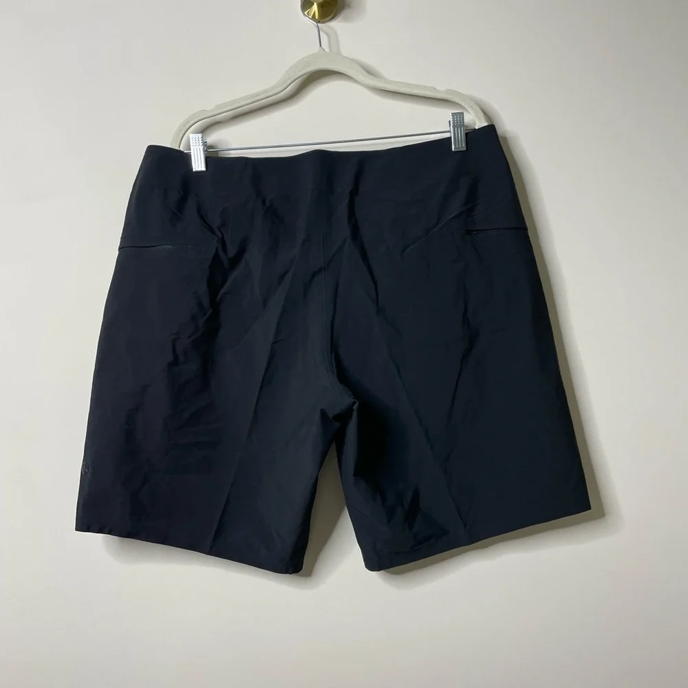 Lululemon Black Current State Board Short 9" 36 - Picture 5 of 5